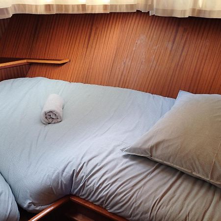 Motor Yacht Amstelle Hotel Амстердам Екстериор снимка