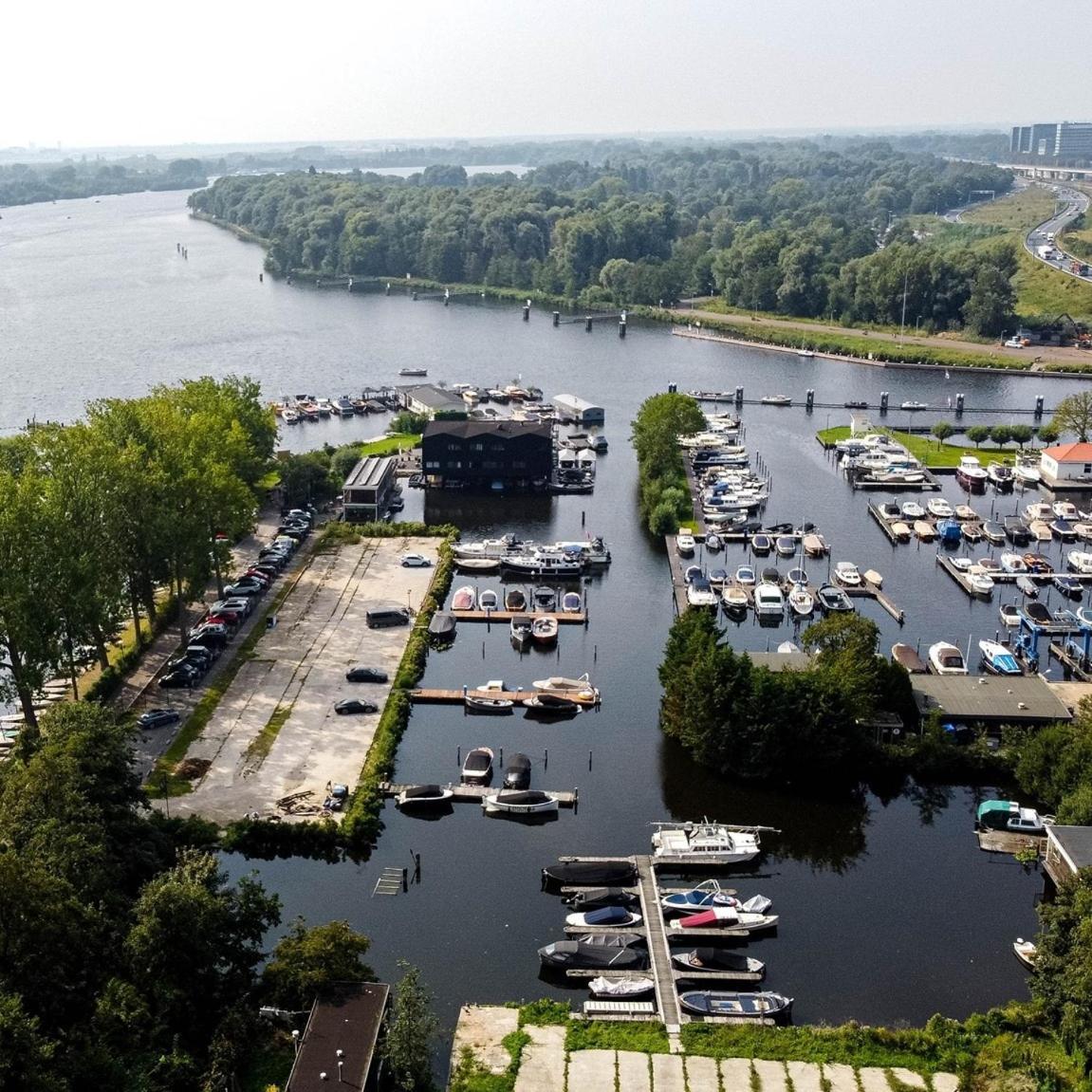 Motor Yacht Amstelle Hotel Амстердам Екстериор снимка